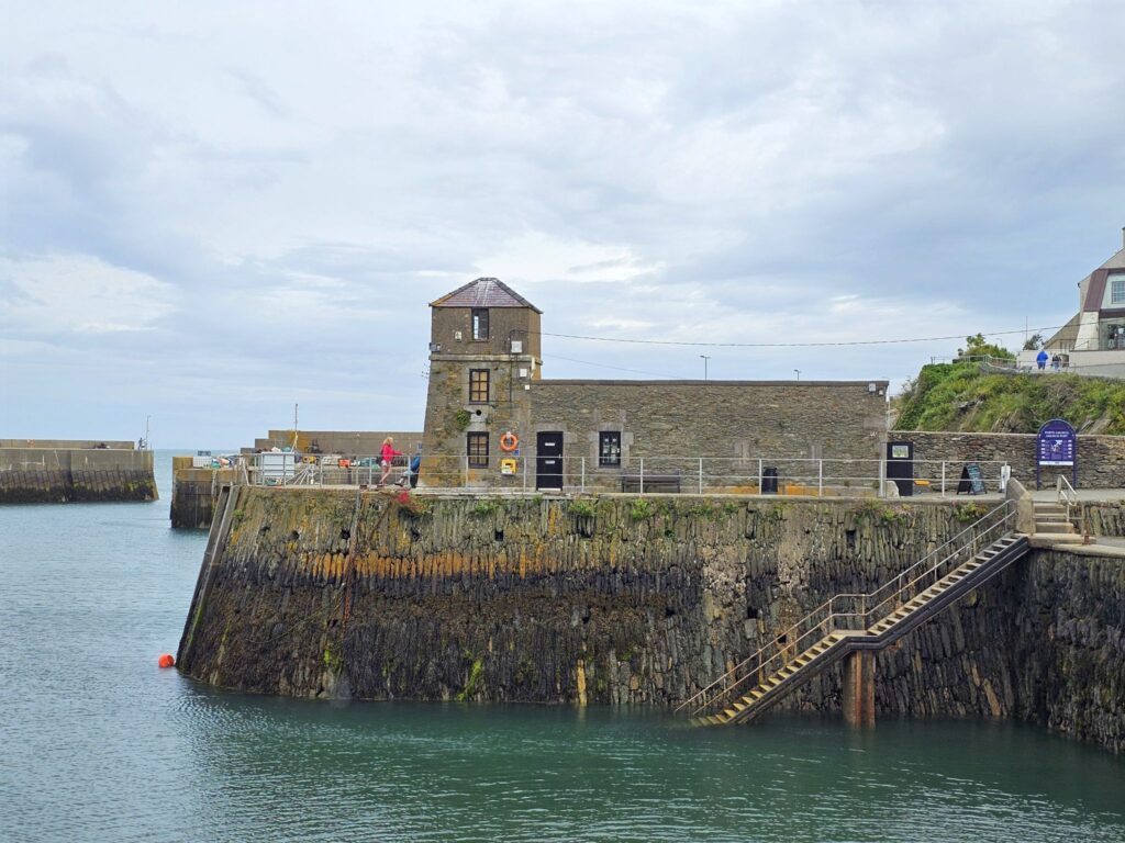 Amlwch Port lighthouse